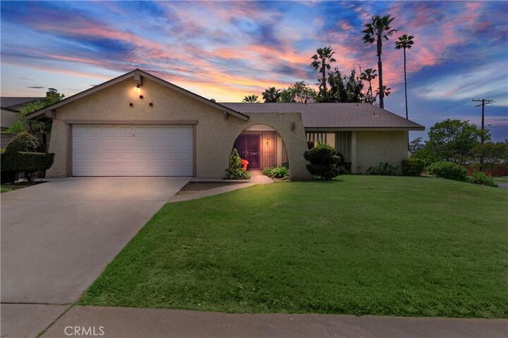 Property Photo: 2896 Balfore Street CA 92506