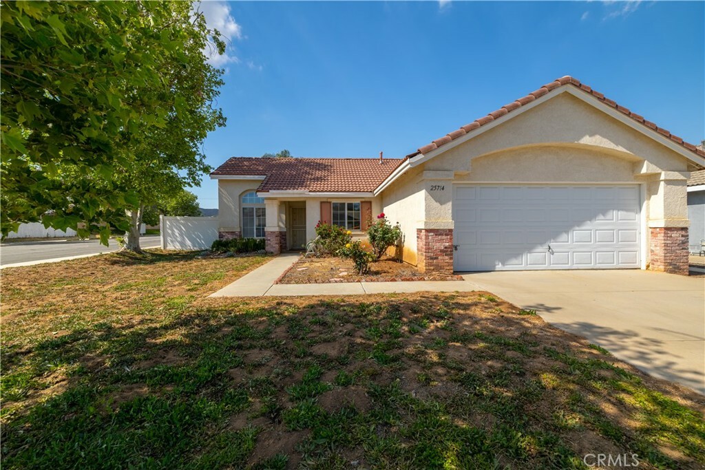 Property Photo: 25714 Sunnyvale Court CA 92584