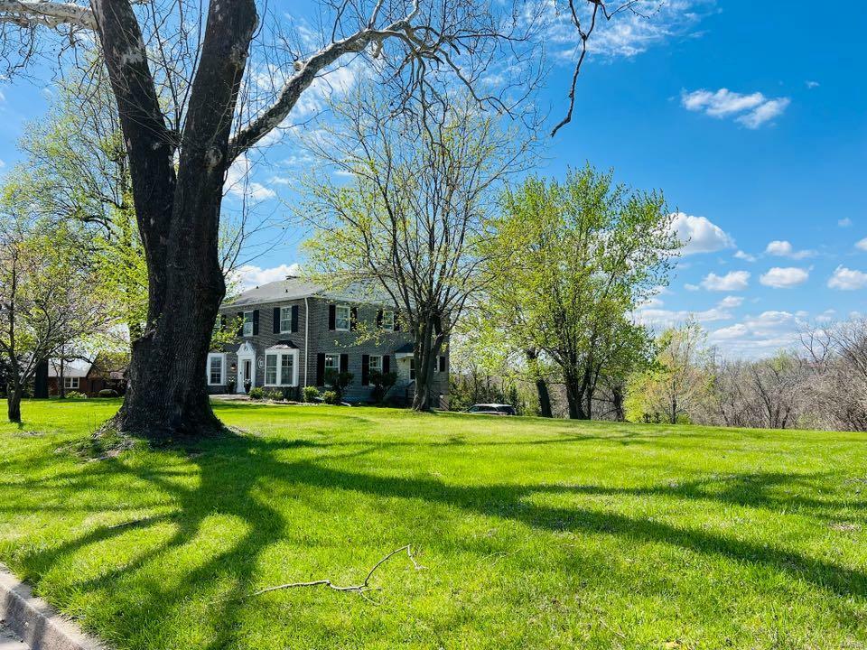 Property Photo: 603 Country Club Drive MO 63401