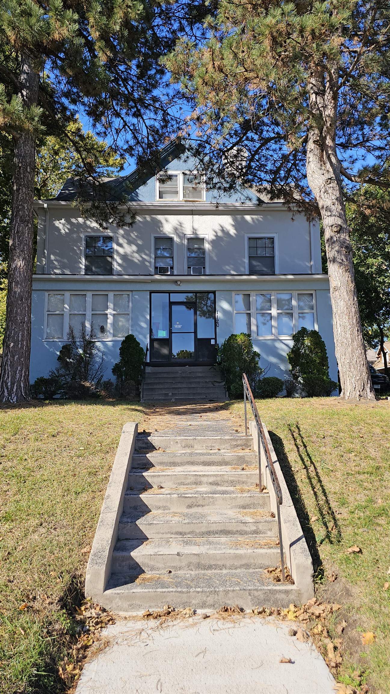 1120 Park Avenue  Omaha NE 68105 photo