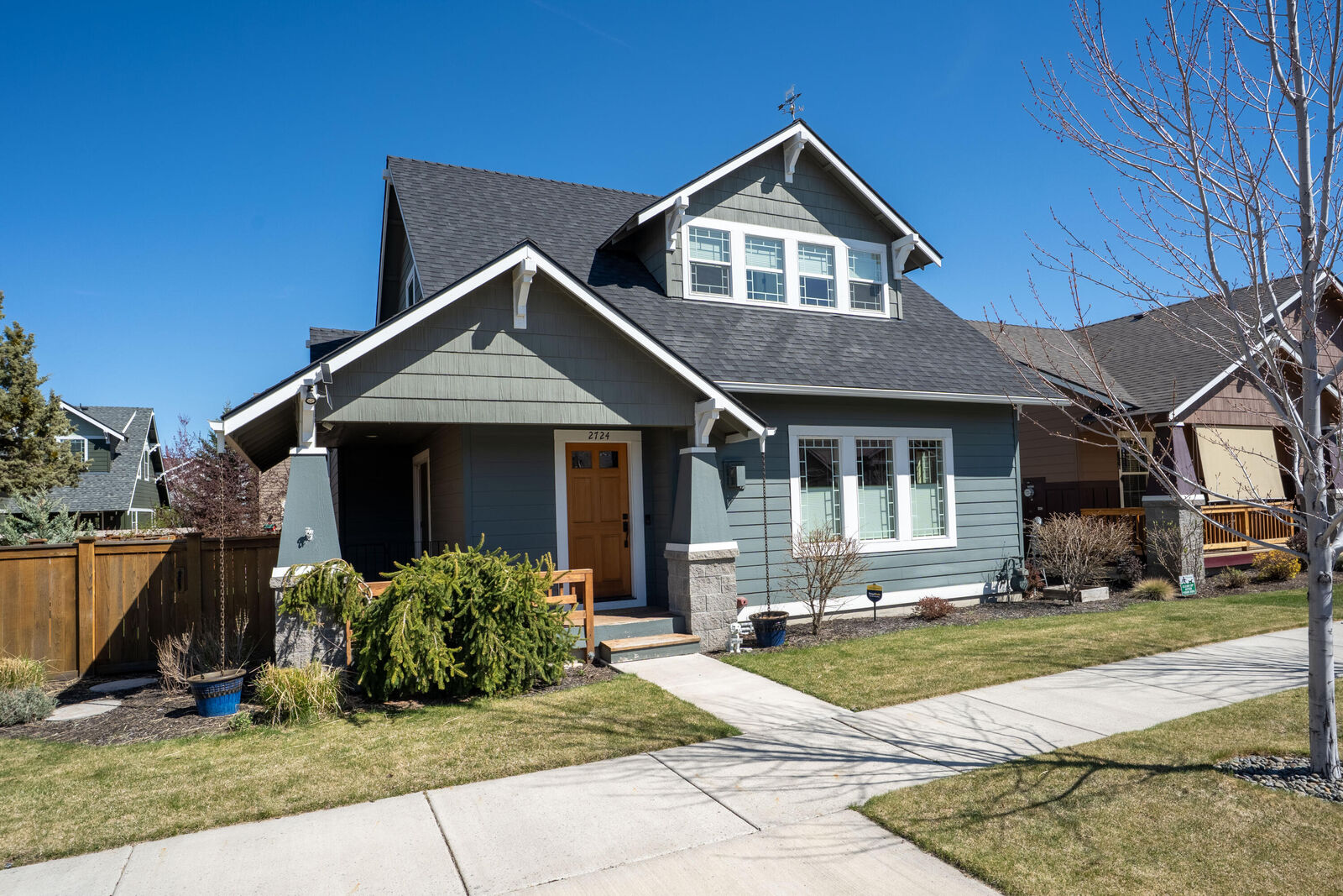 Property Photo:  2724 NE Black Oak Place  OR 97701 