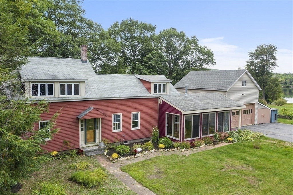 Property Photo: 200 Lake Rd MA 01430