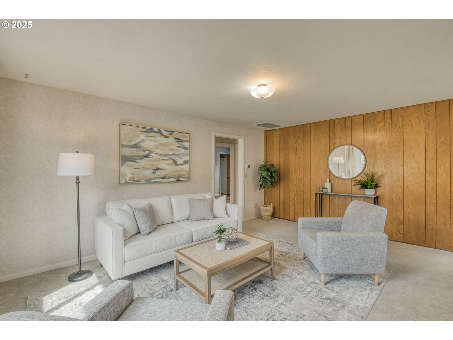Property Photo: 4715 SW Coronado St OR 97219