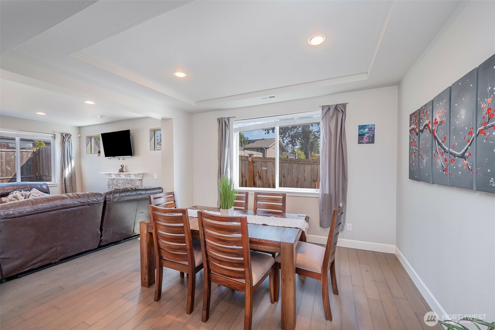 Property Photo: 24524 96th Avenue S WA 98030