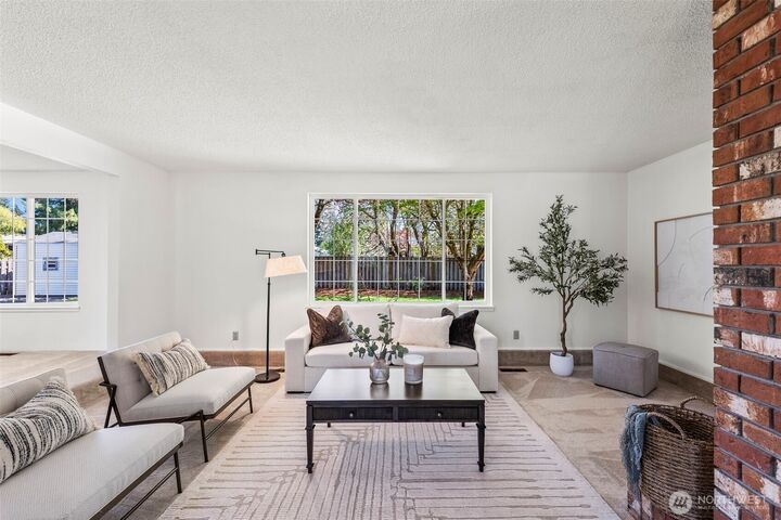 Property Photo:  2813  Foster Court SW  WA 98512 