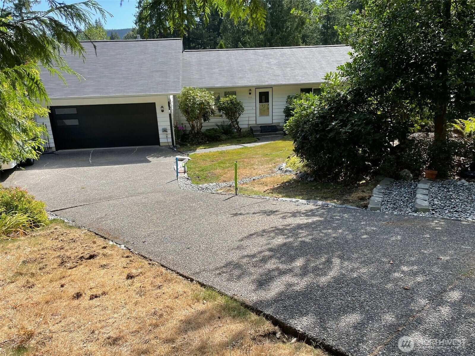 Property Photo: 484 E Alder Drive WA 98284