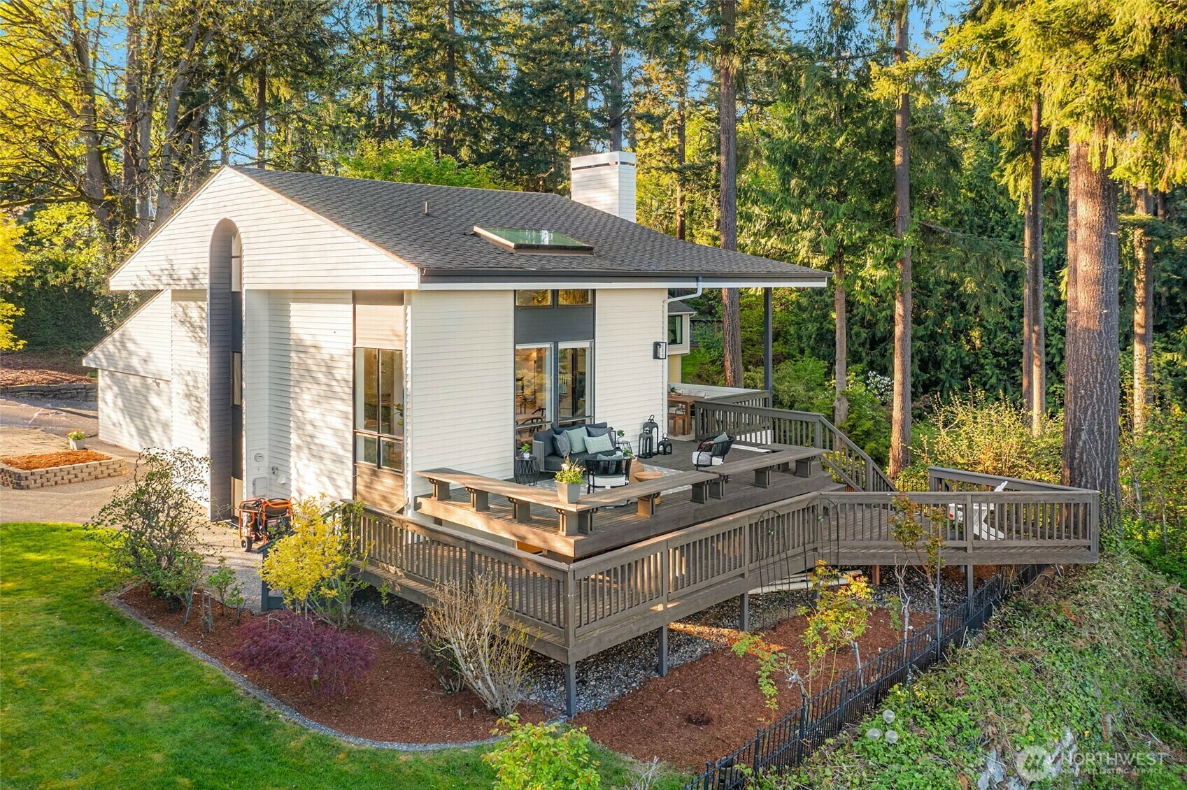 11324  83rd Place NE  Kirkland WA 98034 photo