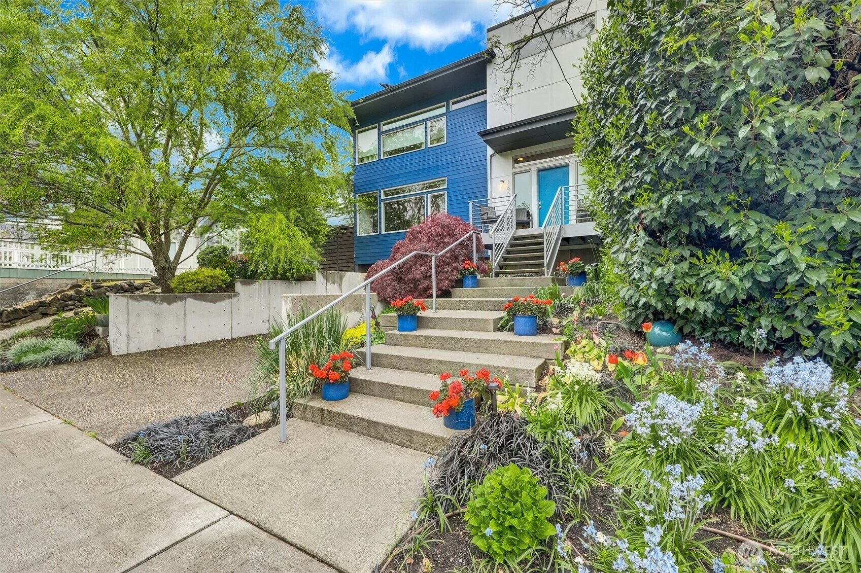 Property Photo: 160 27th Ave WA 98122