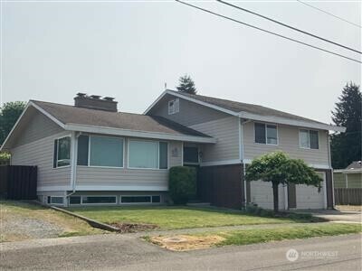Property Photo: 714 High Avenue S WA 98057