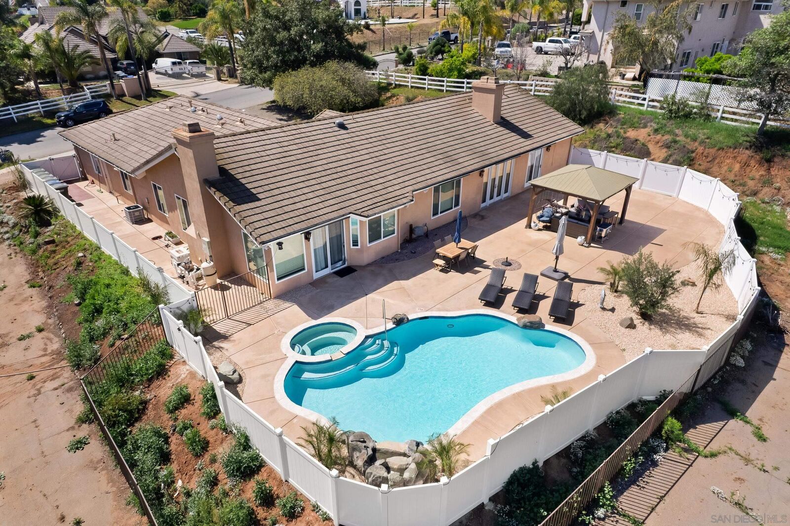 Property Photo:  3007 Calle Mesquite  CA 91935 