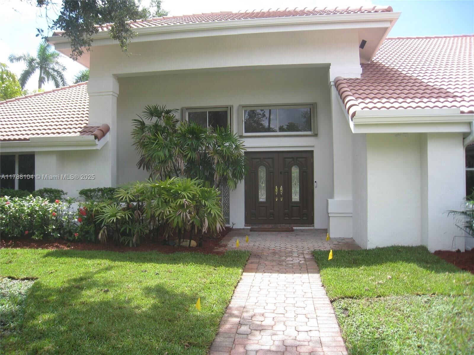 Property Photo:  9818 SW 111th Ter 0  FL 33176 