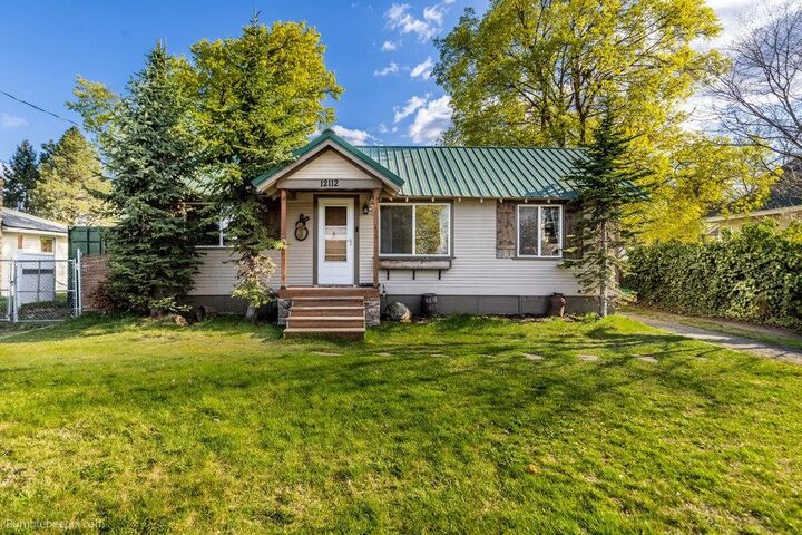 12112 E Boone Ave  Spokane Valley WA 99206 photo