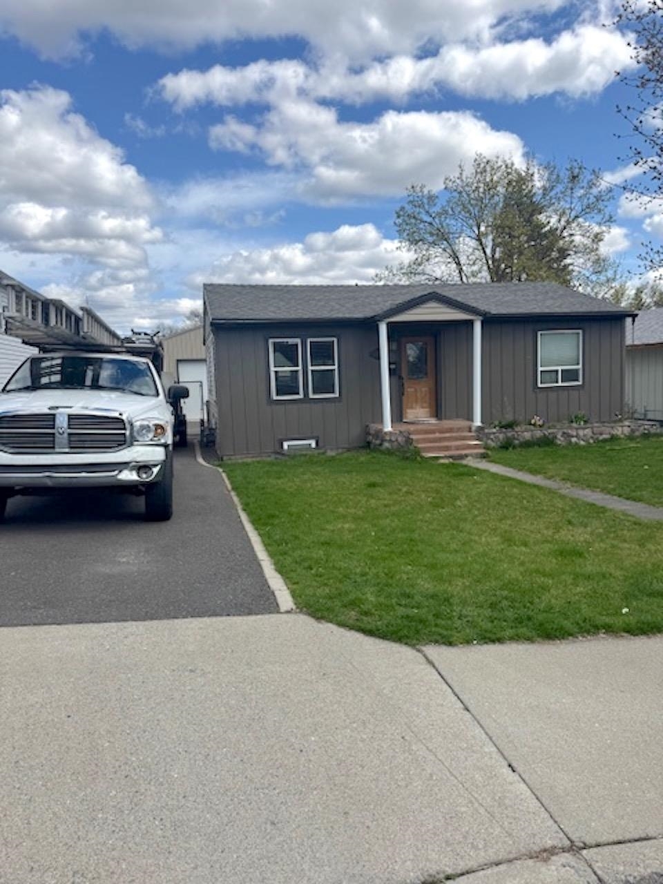 3004 N Cook St  Spokane WA 99207 photo