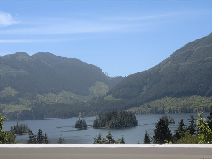 1036 Matsqui Ave  Port Alice BC V0N 1N0 photo