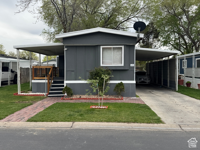 Property Photo: 731 W Little Matterhorn Dr S 320 UT 84123