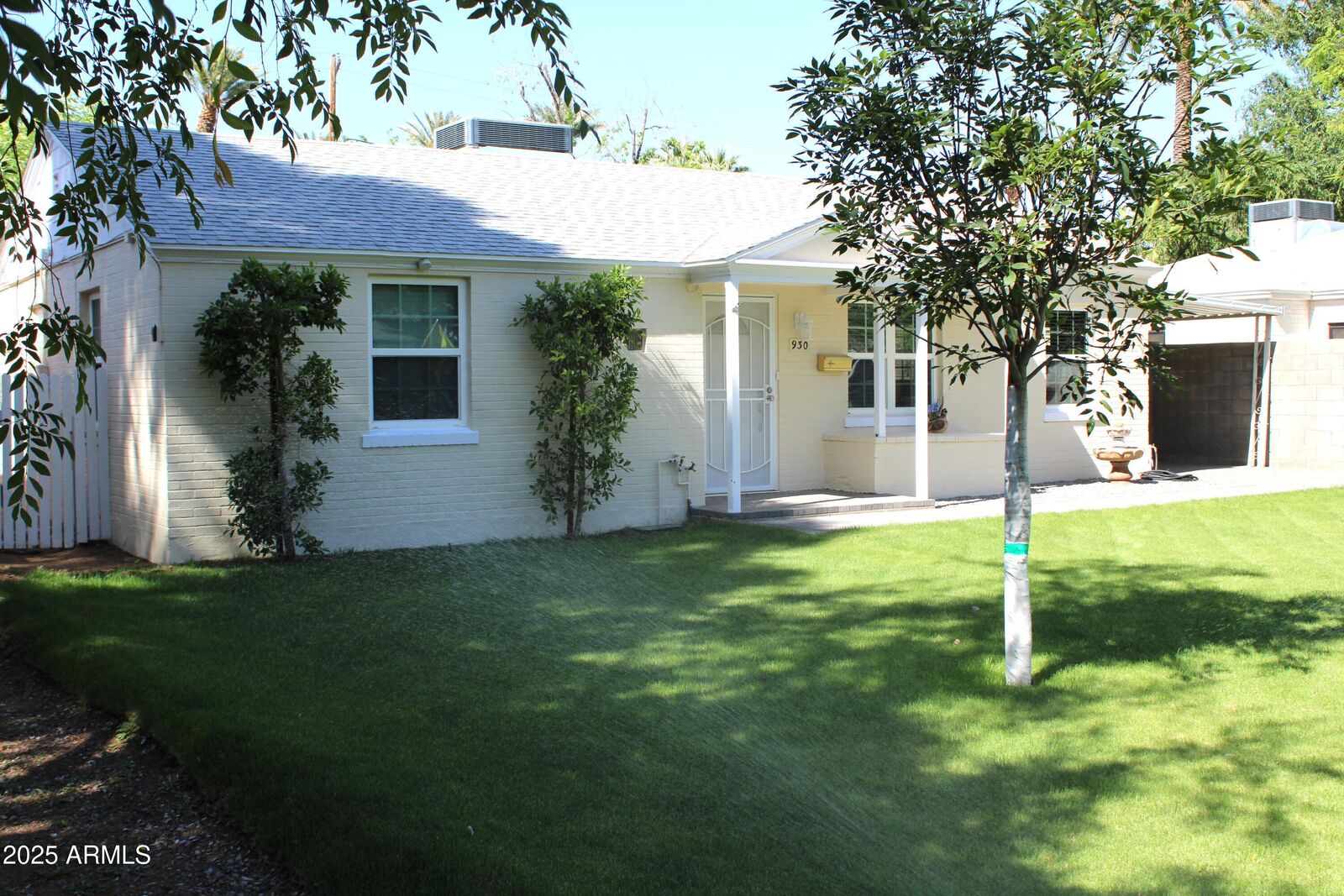 Property Photo: 930 W Mackenzie Drive AZ 85013