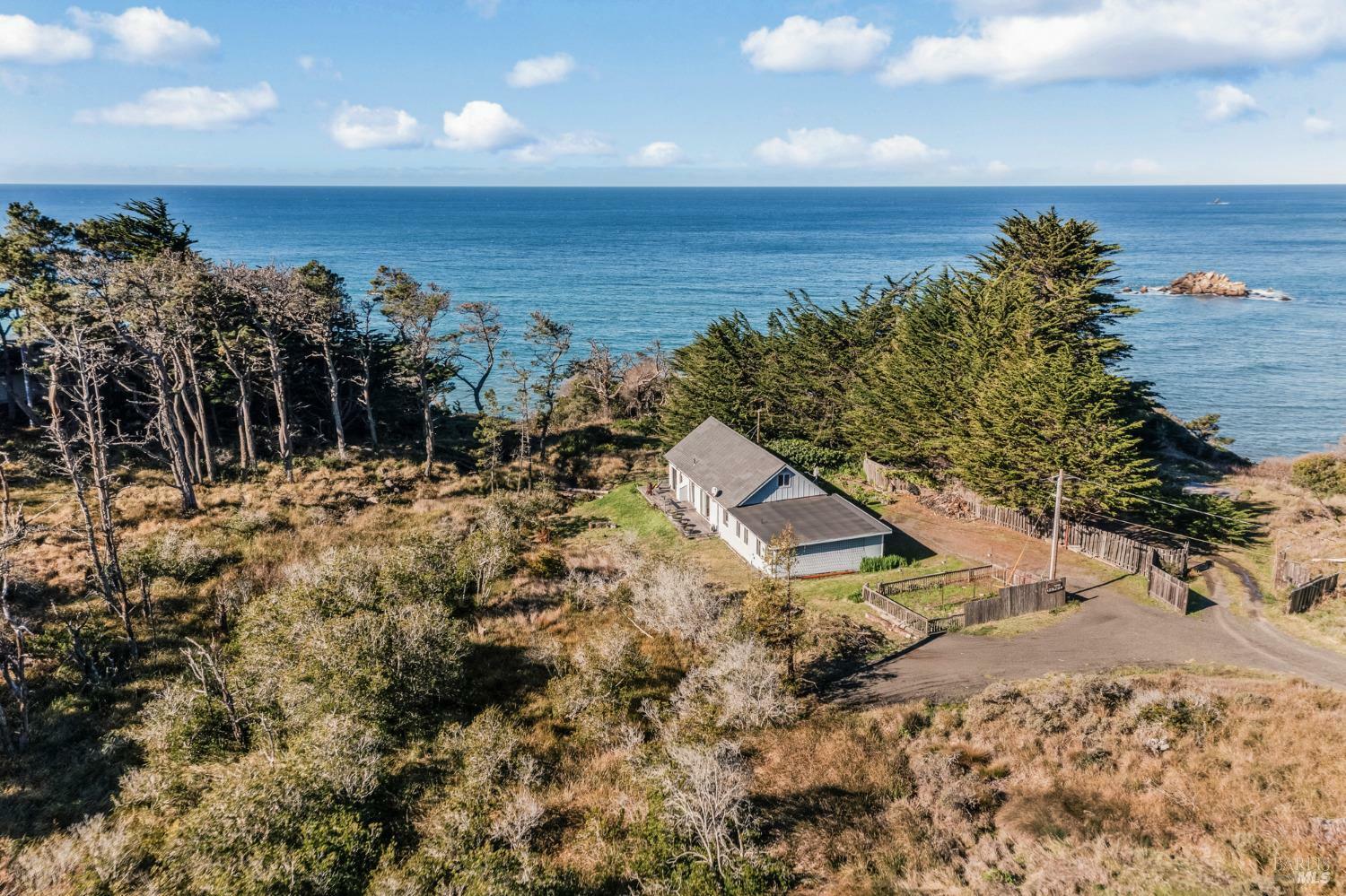33620 S Highway 1  Gualala CA 95445 photo