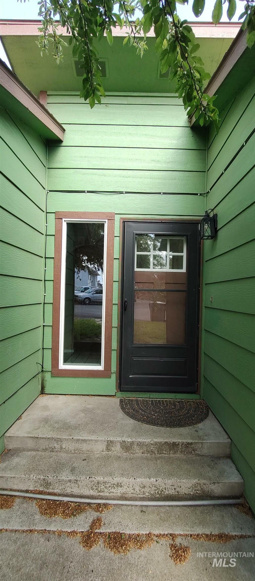 Property Photo: 2933 Garfield Ct ID 83501