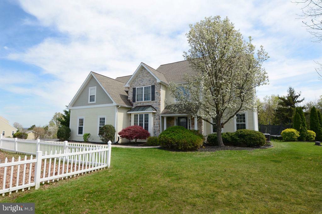 Property Photo: 2350 Josie Lane PA 19438