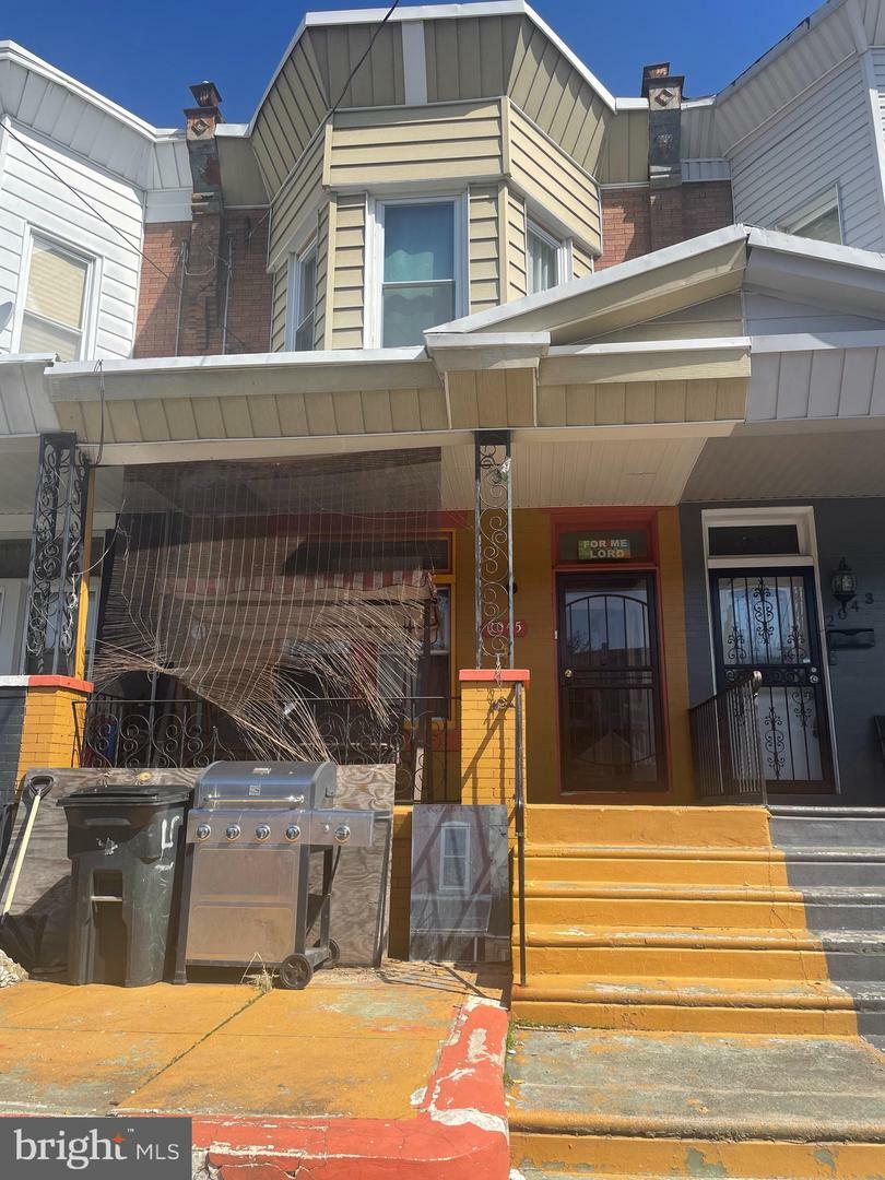2045 Bellevue Street  Philadelphia PA 19140 photo