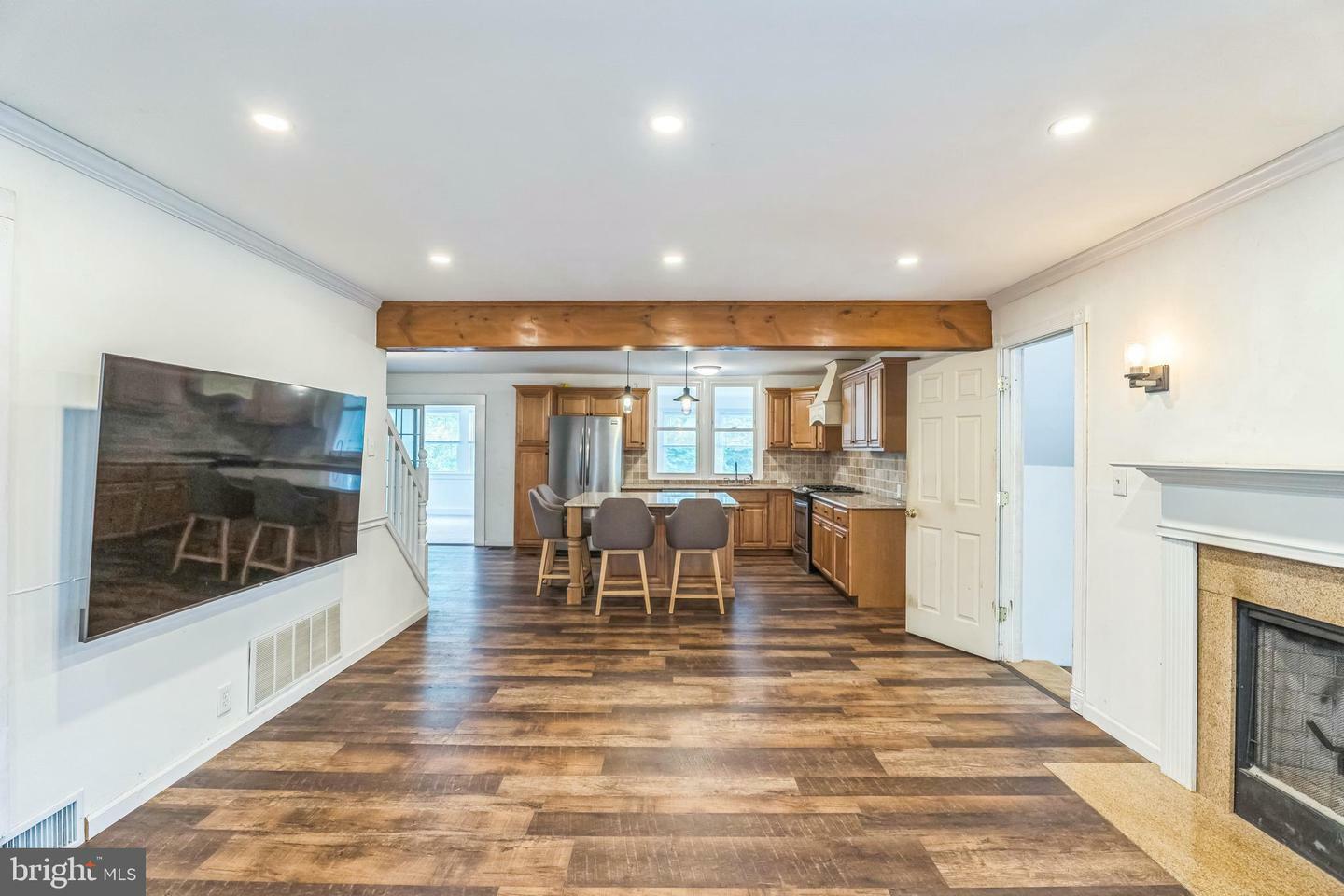 Property Photo: 354 Monroe Avenue PA 19038