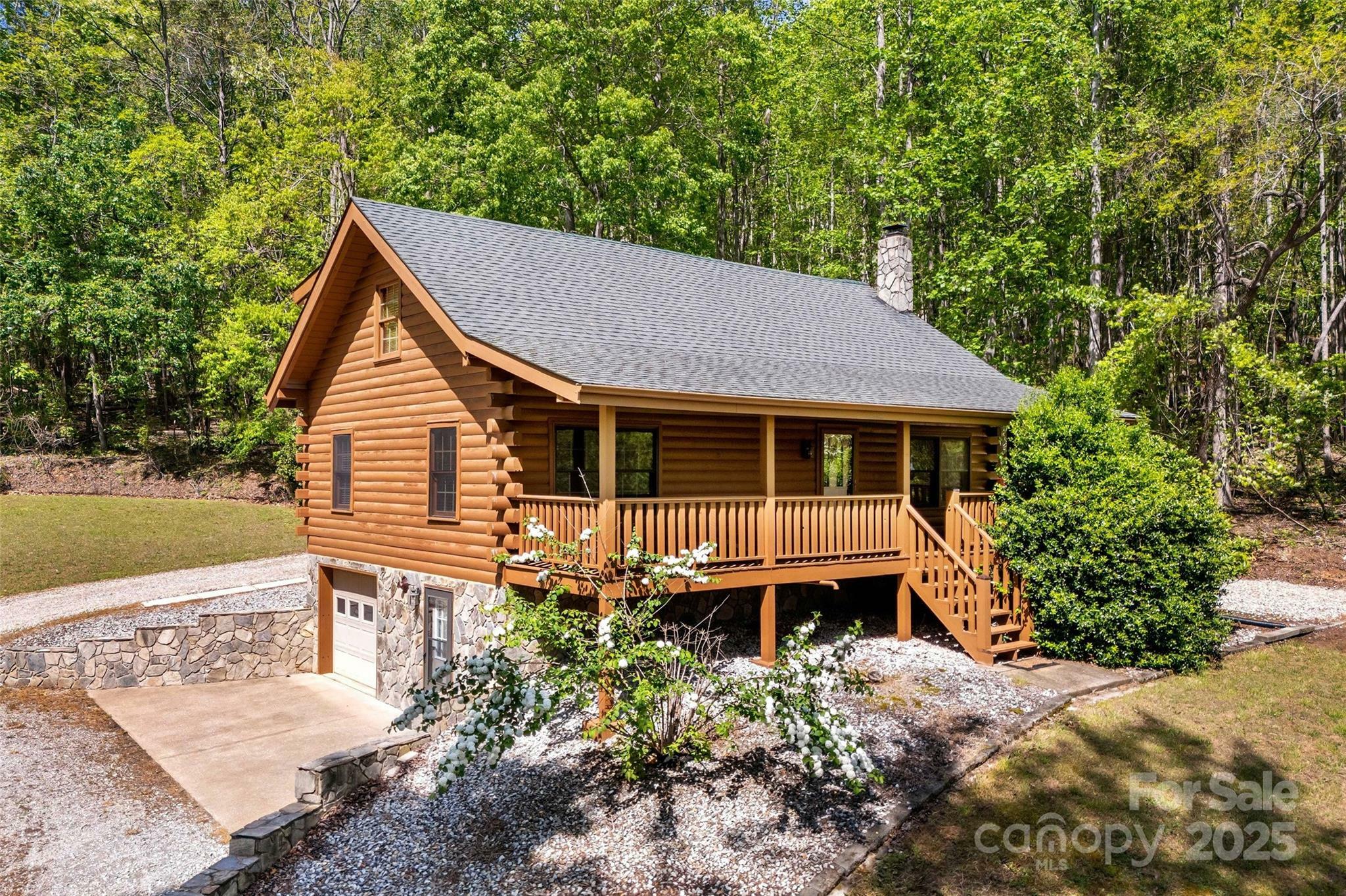 Property Photo: 3110 Mentink Way NC 28761