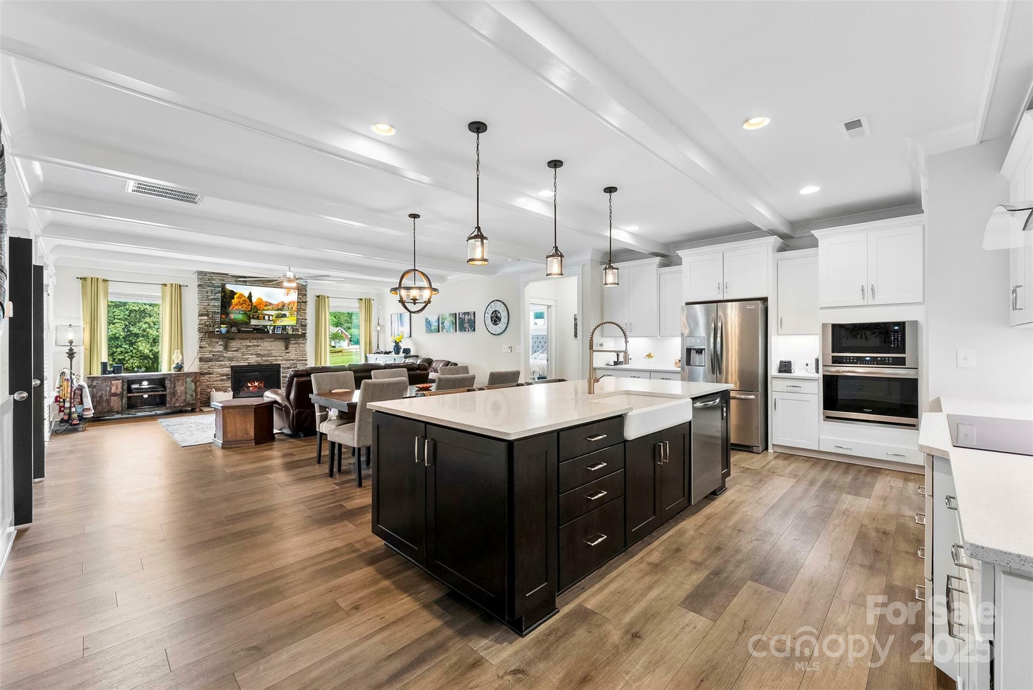 Property Photo: 130 Candlewood Drive NC 28086