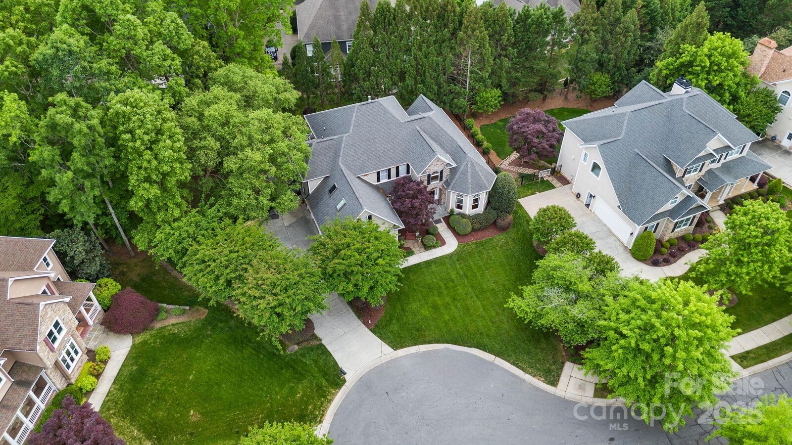 Property Photo:  18730 Floyd Court  NC 28036 