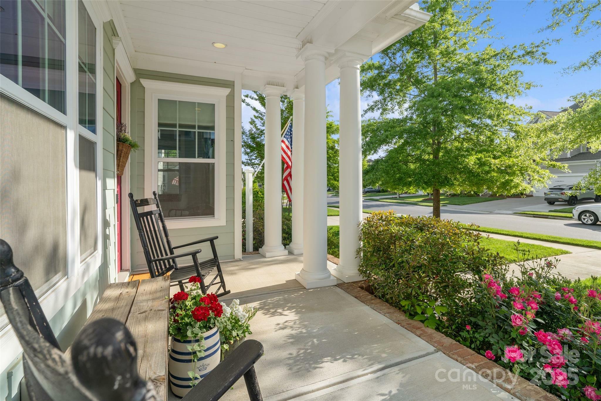 Property Photo: 5301 Meadowcroft Way SC 29708