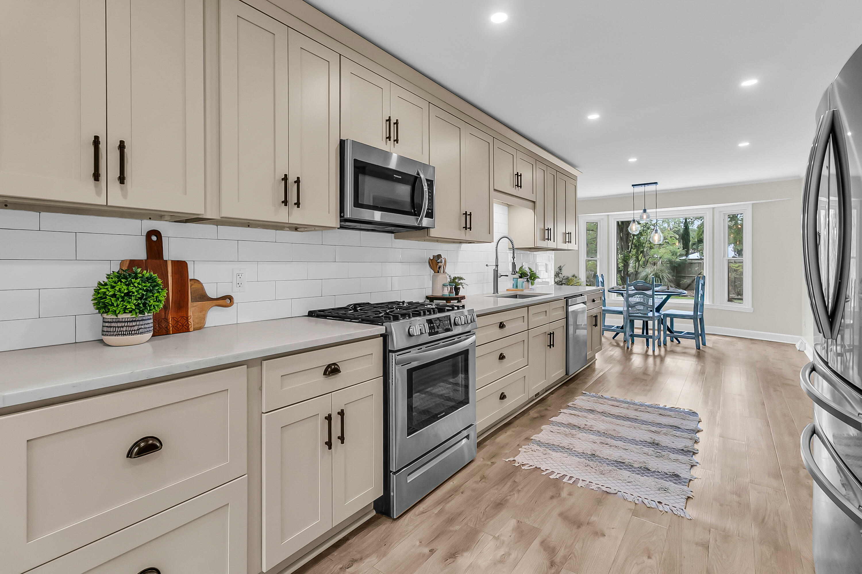 Property Photo: 1541 Hutton Place SC 29407
