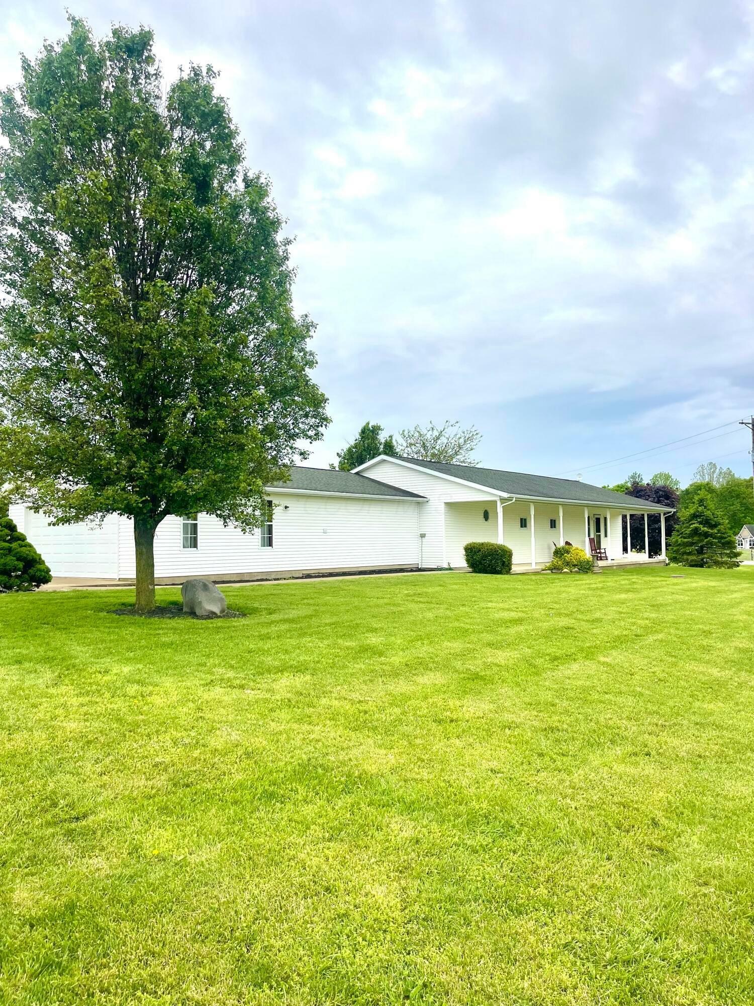Property Photo: 25560 Chillicothe Pike OH 43164