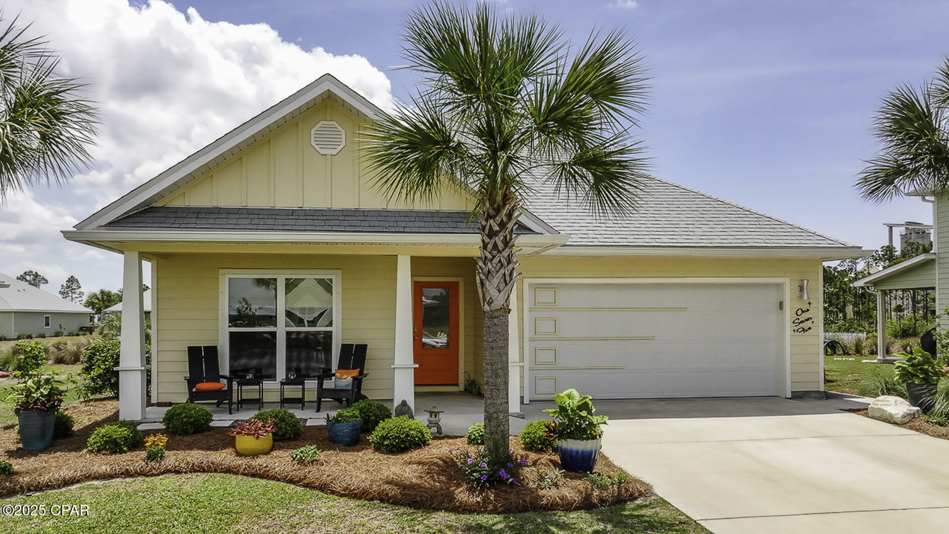 Property Photo: 175 Heron Court FL 32456