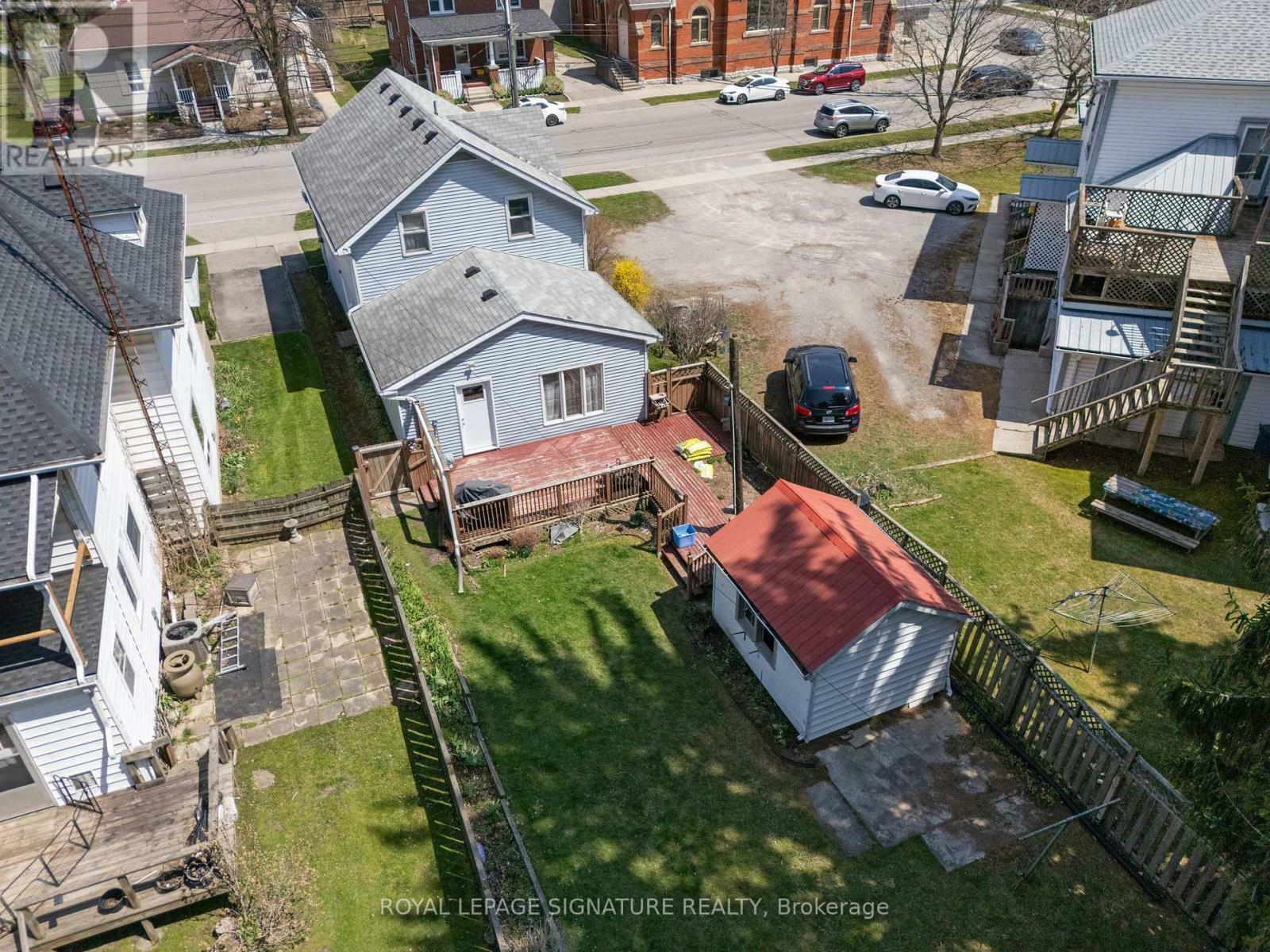Property Photo: 405 St George Street ON N0A 1N0