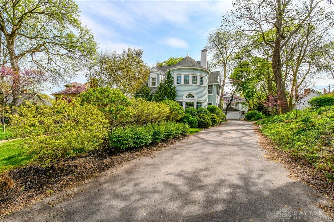 Property Photo: 234 Rubicon Road OH 45409