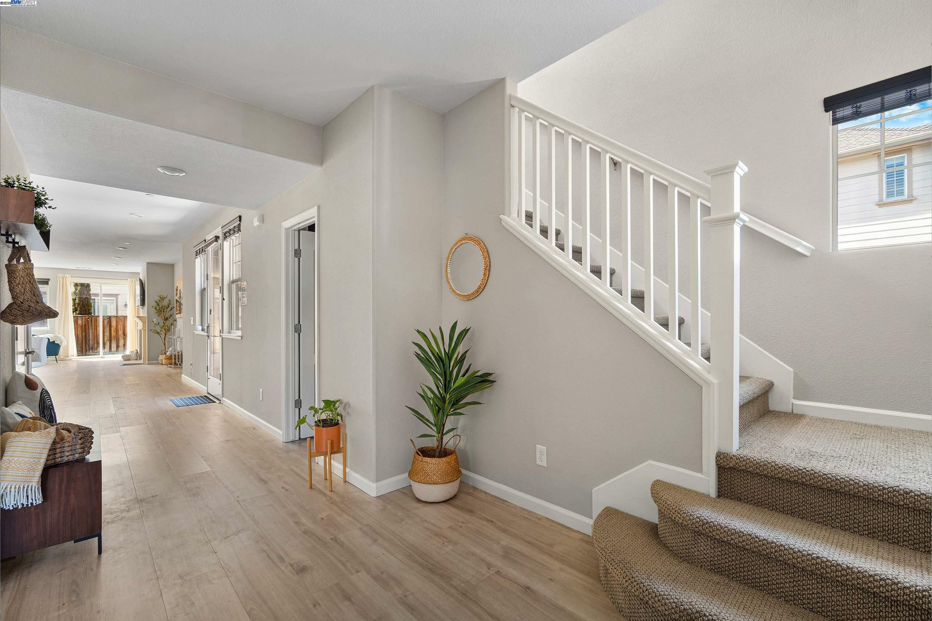 Property Photo:  33964 Horseshoe Loop  CA 94555 