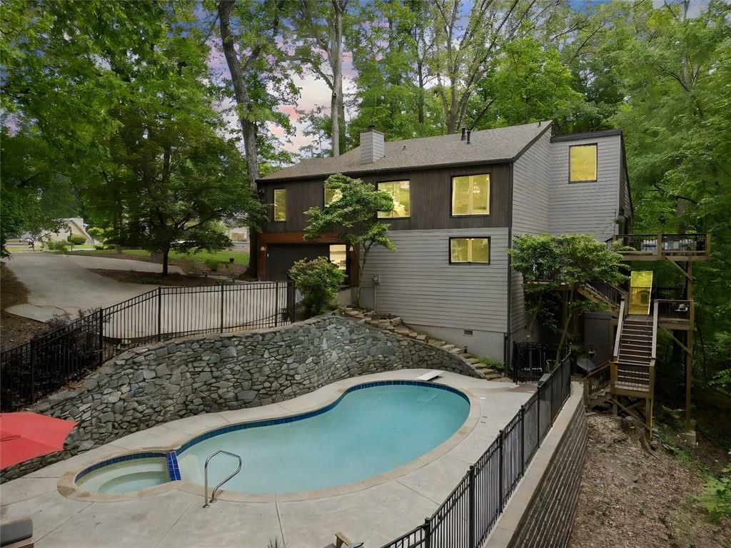 Property Photo: 5276 Weatherwood Trace GA 30068
