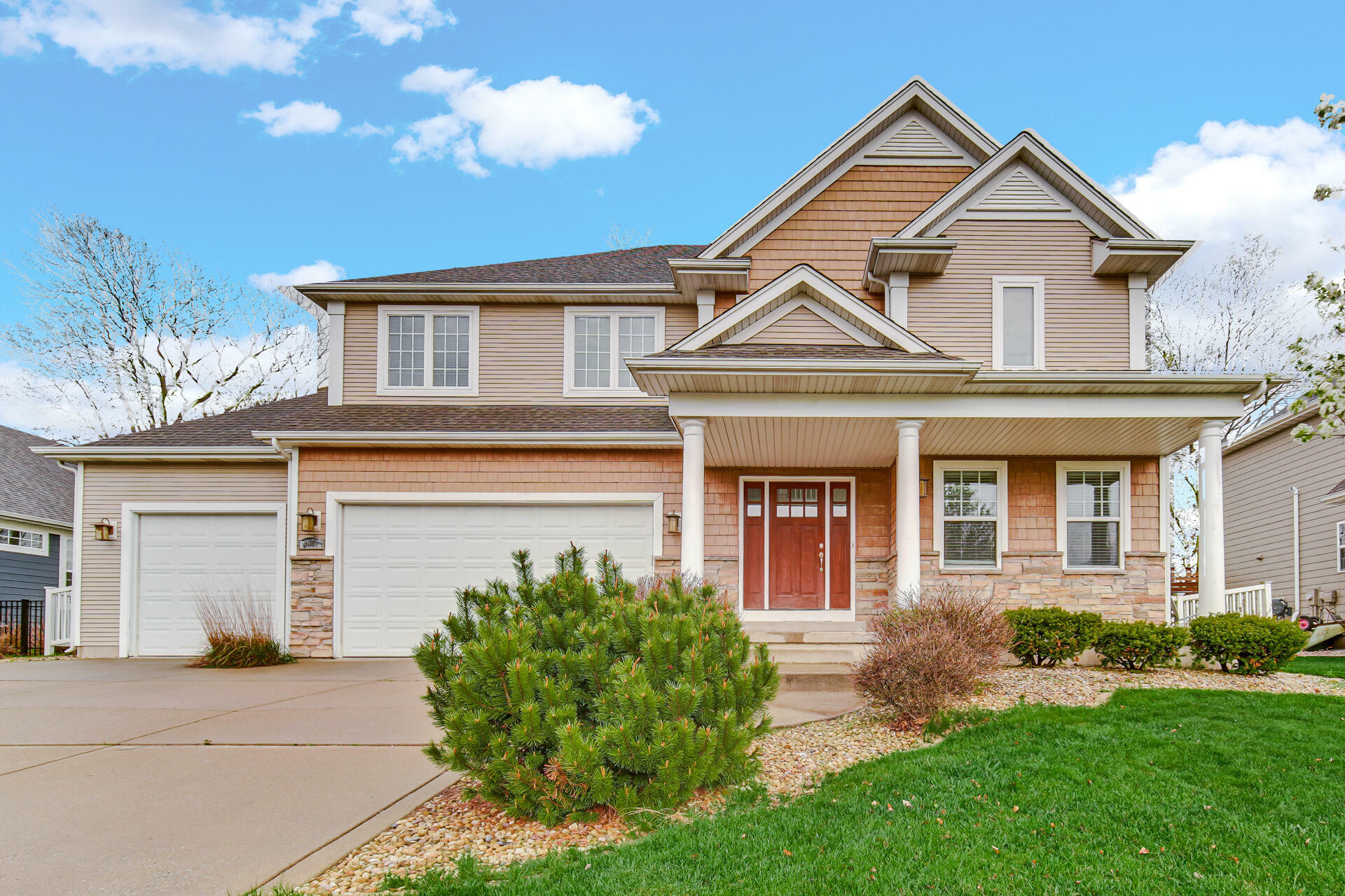 4602 Silhavy Road  Valparaiso IN 46383 photo