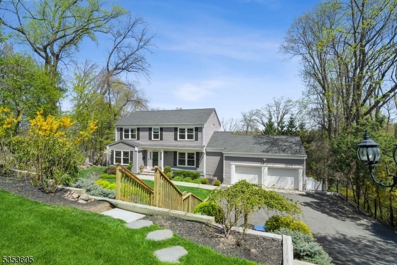 Property Photo: 26 Fellswood Dr NJ 07044