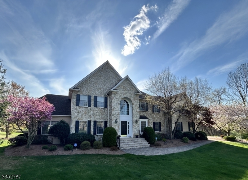 8 Highland Dr  Chester Twp. NJ 07930 photo