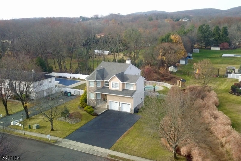 Property Photo: 18 Arundel Rd NJ 07444