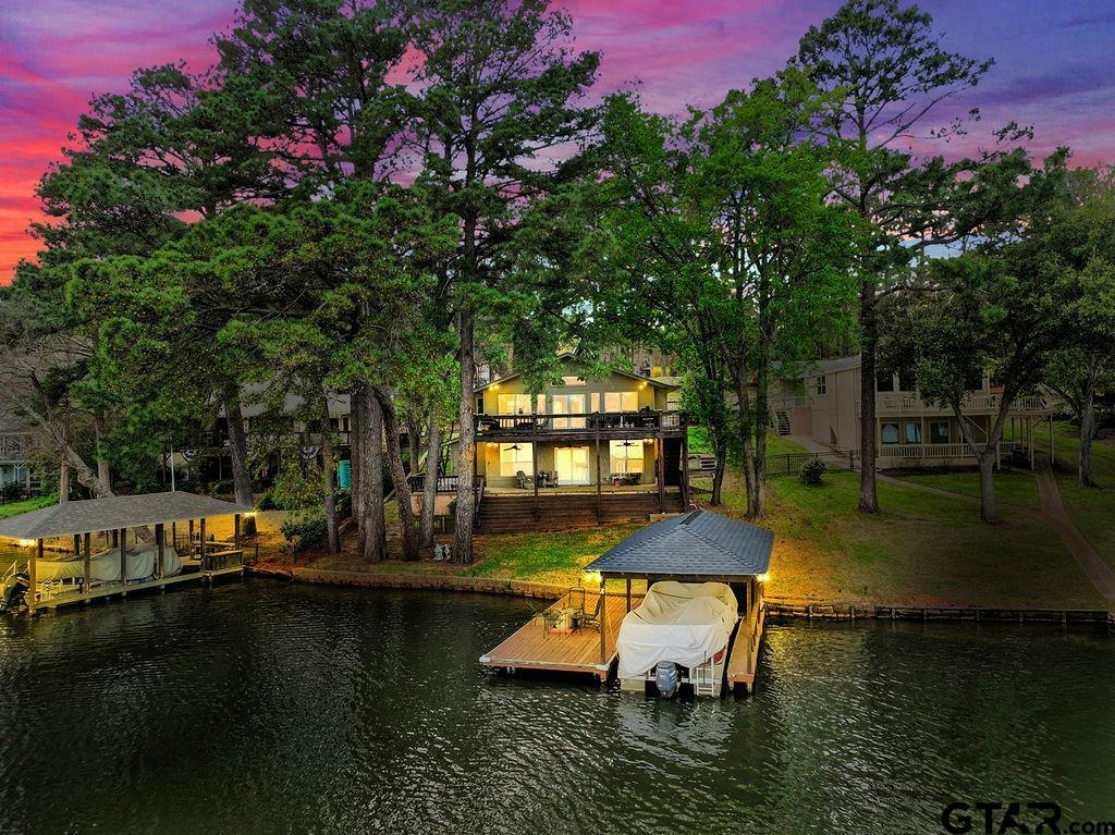 Property Photo: 1323 Hideaway Lane West TX 75771