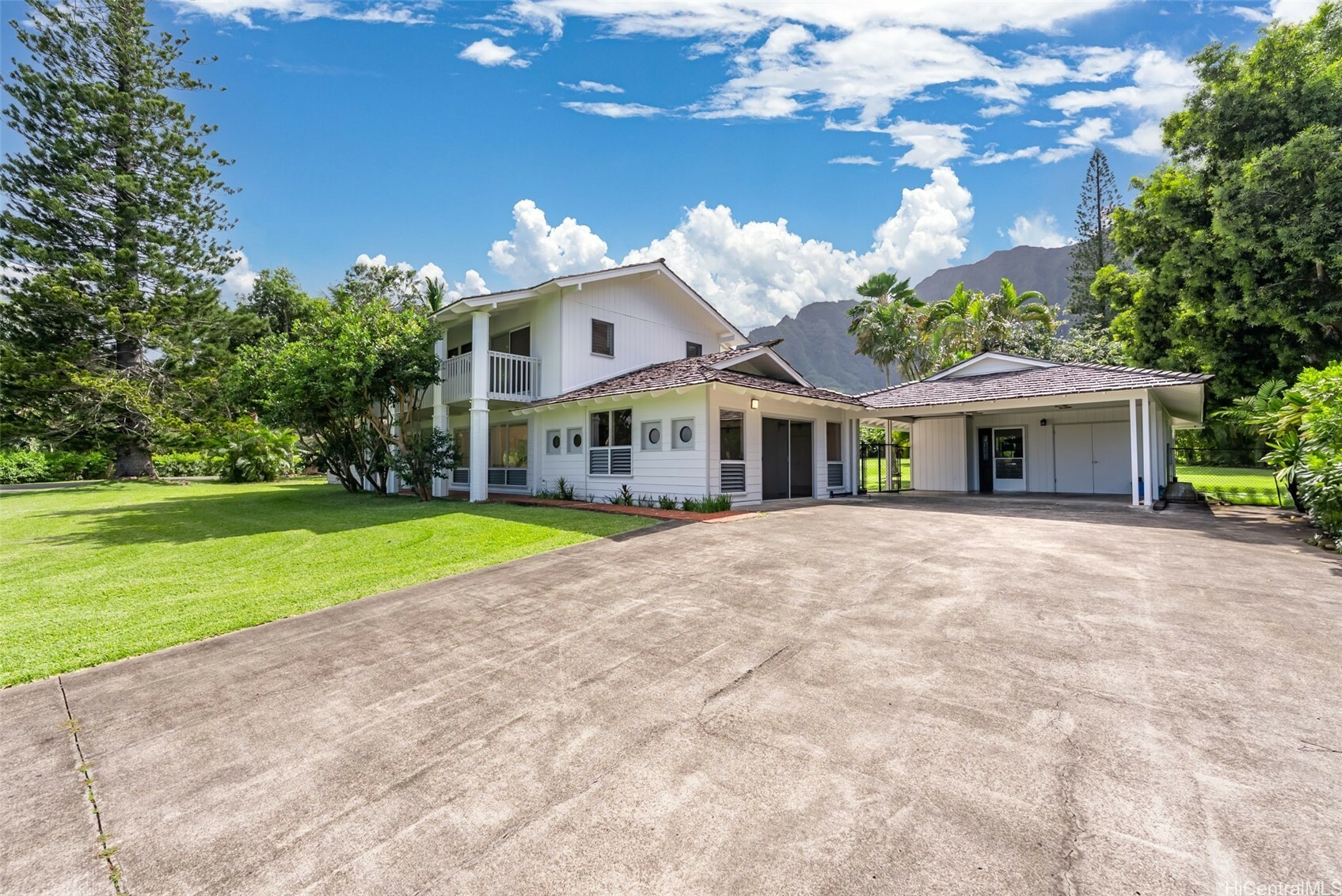 Property Photo: 46-402 Holokaa Street HI 96744