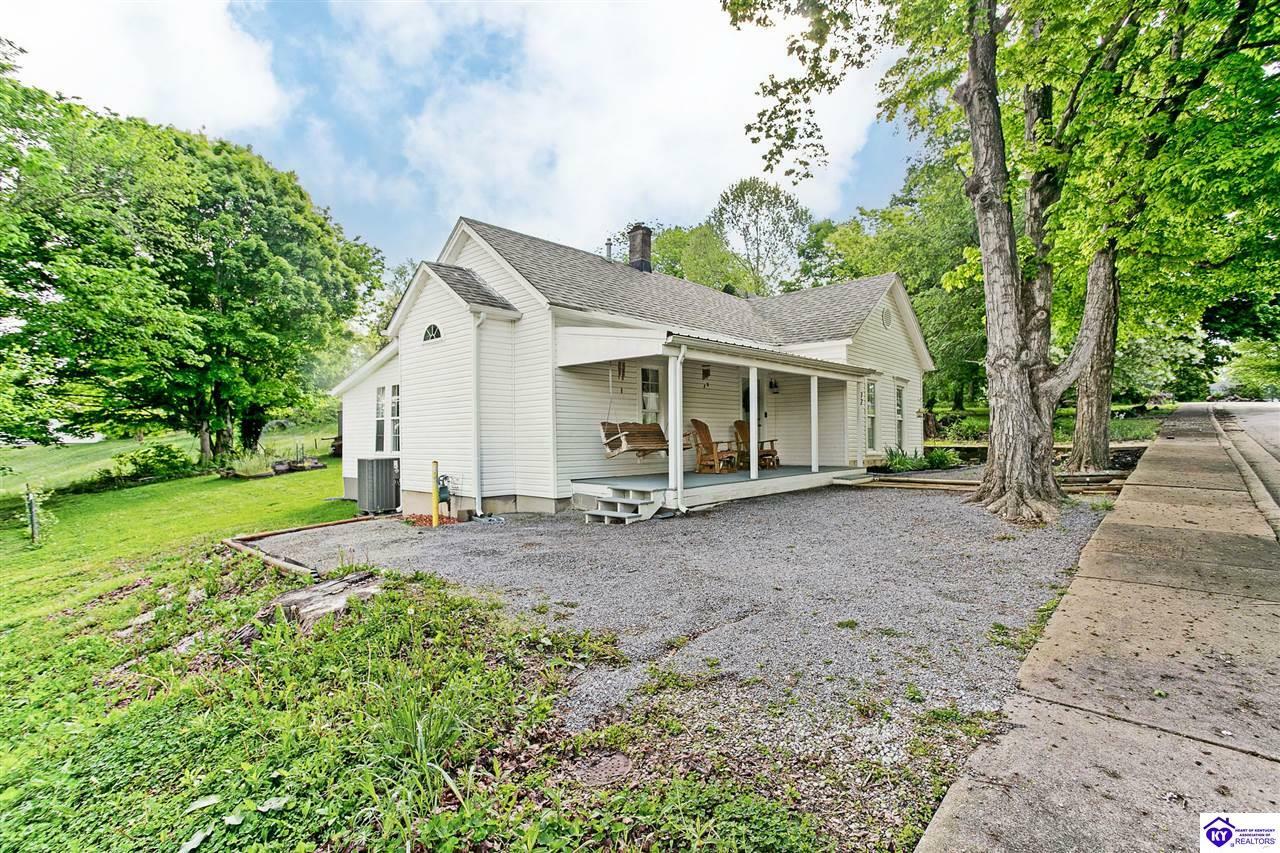 Property Photo:  72 College Street  KY 42716 