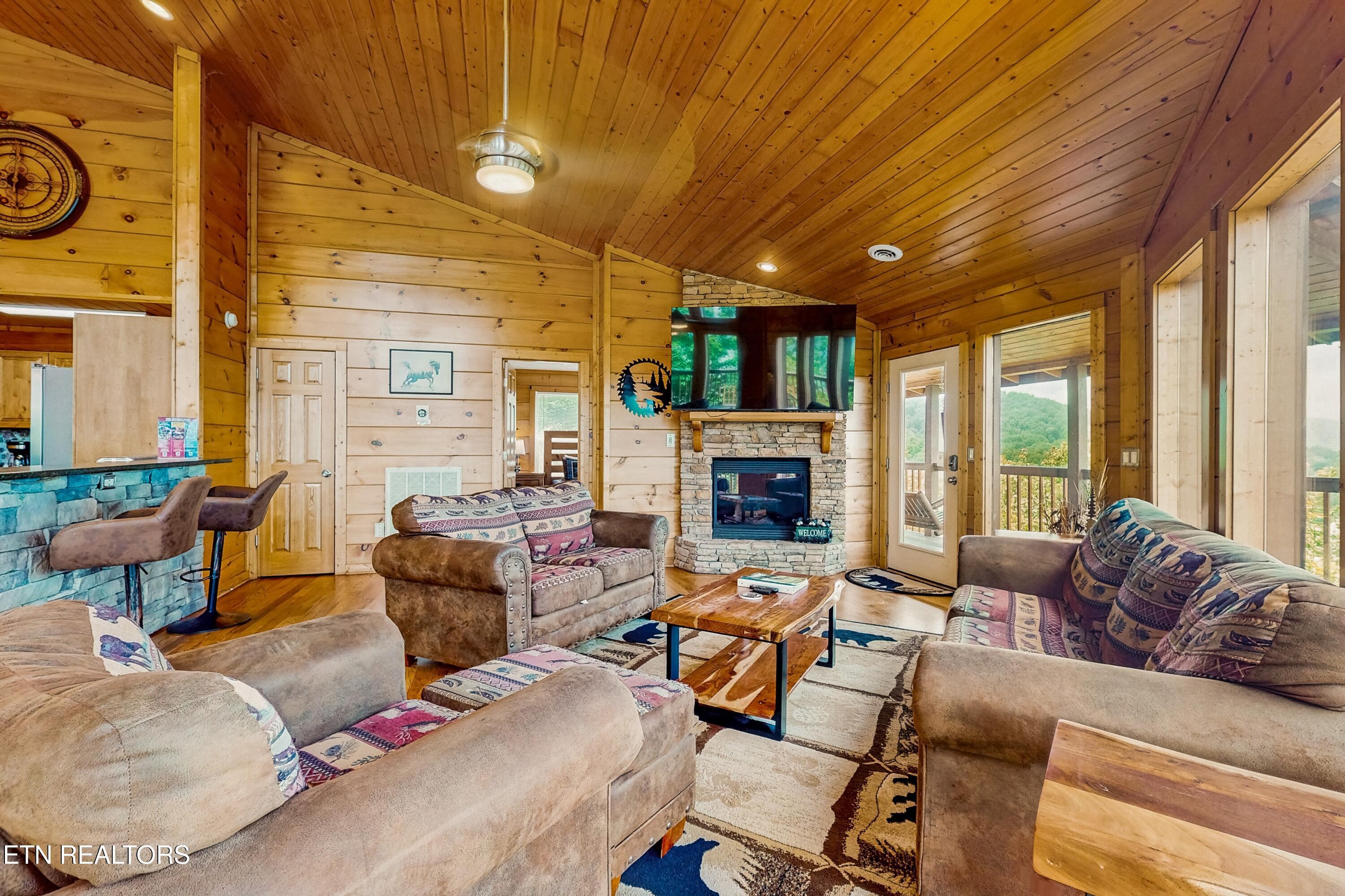 Property Photo: 3219 Grouse Ridge Lane TN 37862