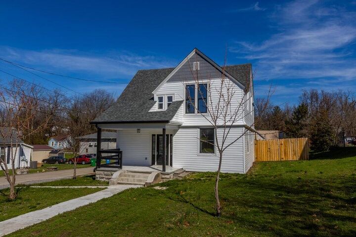 401 East Main Street  Danville KY 40422 photo