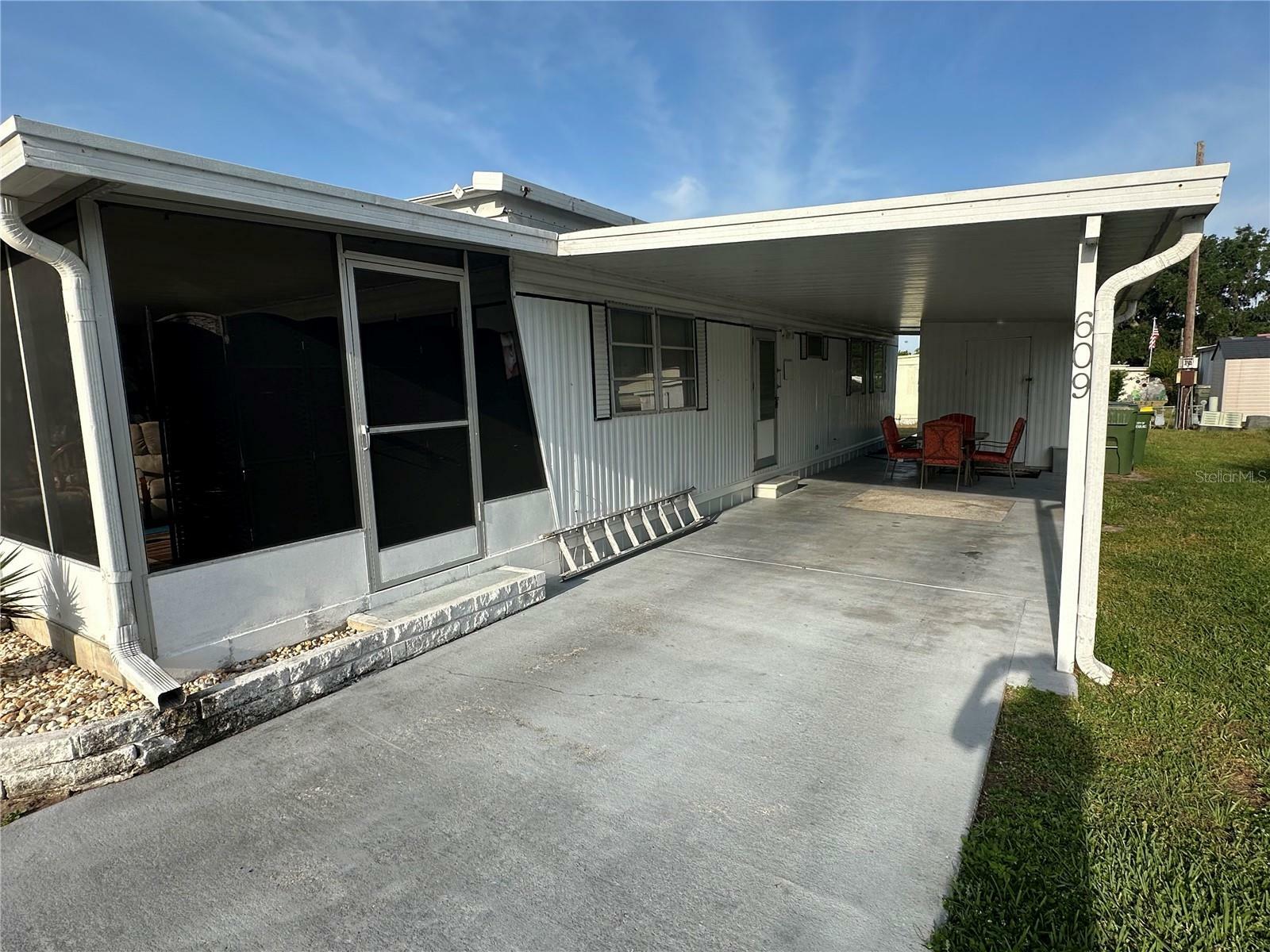 Property Photo: 609 Coachwood Central FL 34748