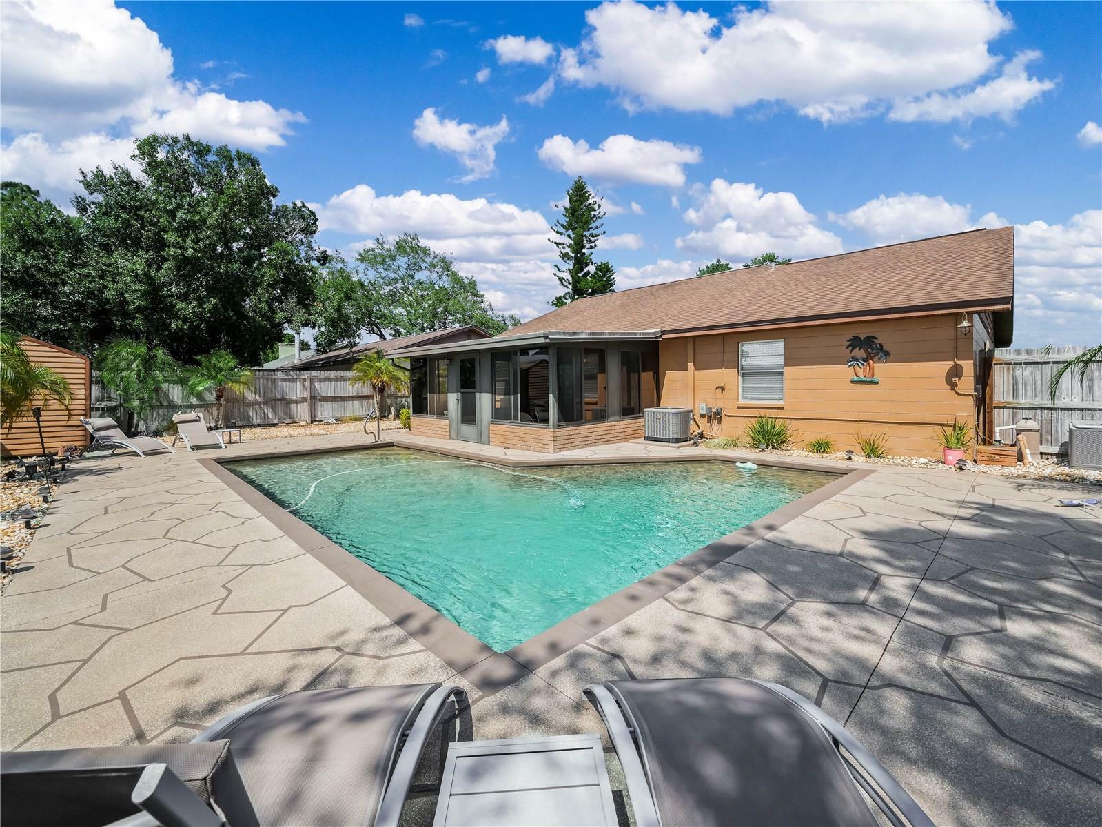 Property Photo: 901 Spicewood Drive FL 33801