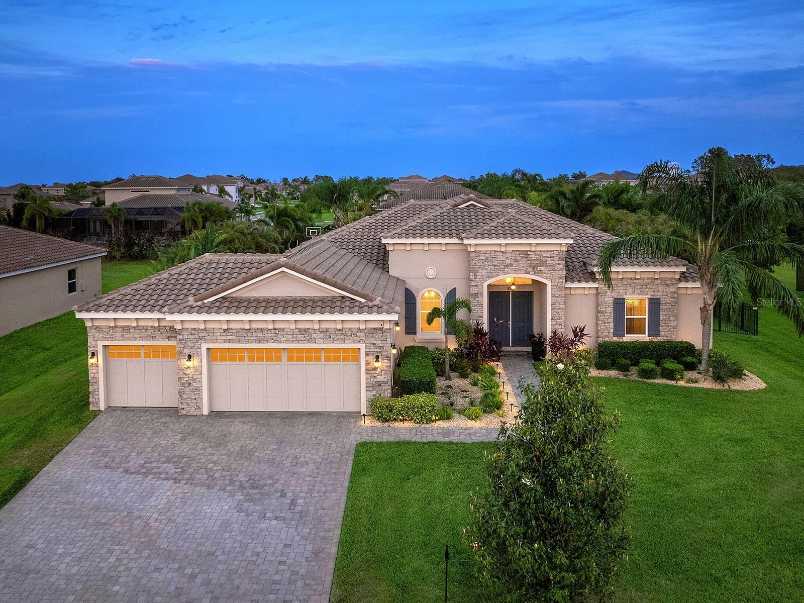 Property Photo: 603 165th Street E FL 34212