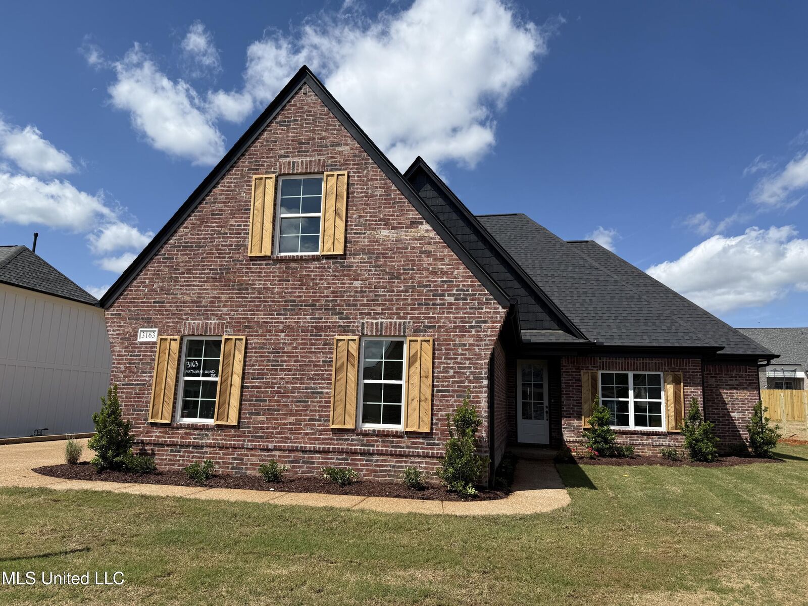 Property Photo:  3163 Autumn Wind Drive  MS 38632 