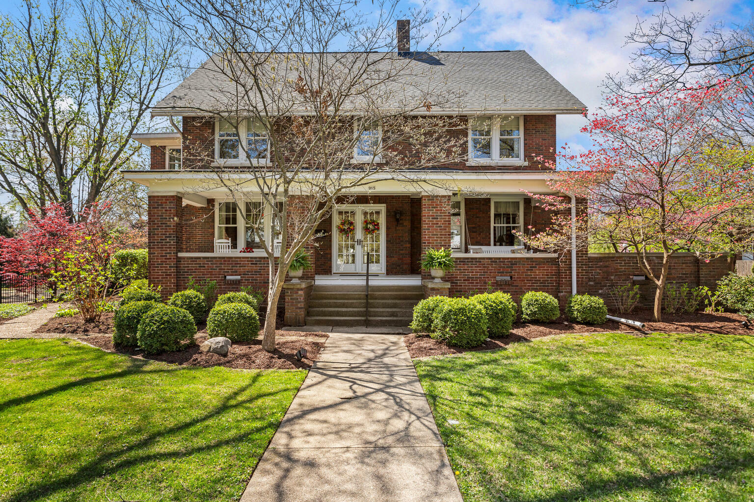 915 W Clark Street  Champaign IL 61821 photo